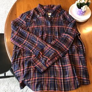 FINAL PRICE— Express Plaid Boyfriend Shirt